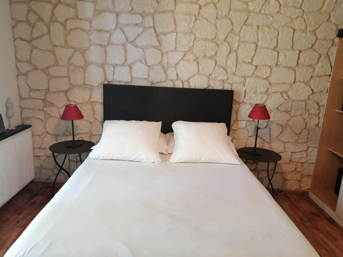 Le Mas Des Lavandes Bed and Breakfast Le Pegue Esterno foto